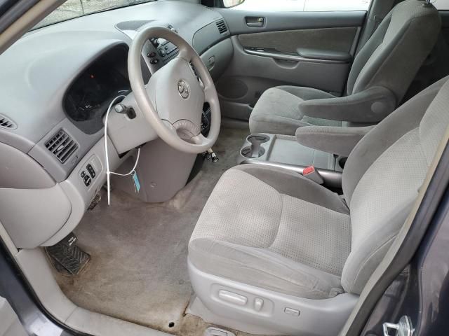 2008 Toyota Sienna CE