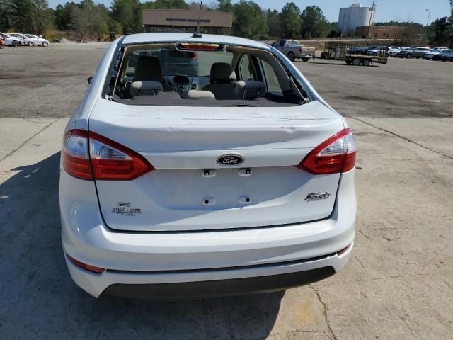 2015 Ford Fiesta SE