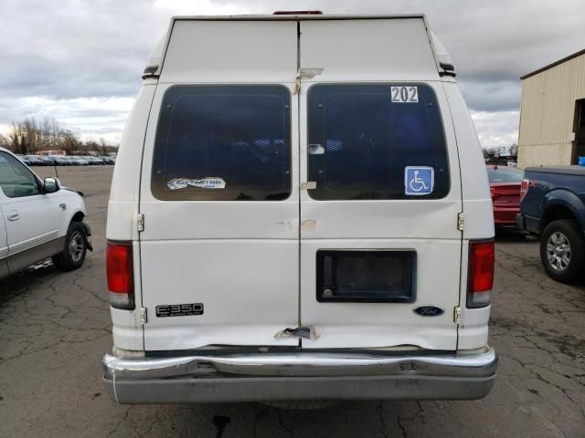 2000 Ford Econoline E350 Super Duty Wagon