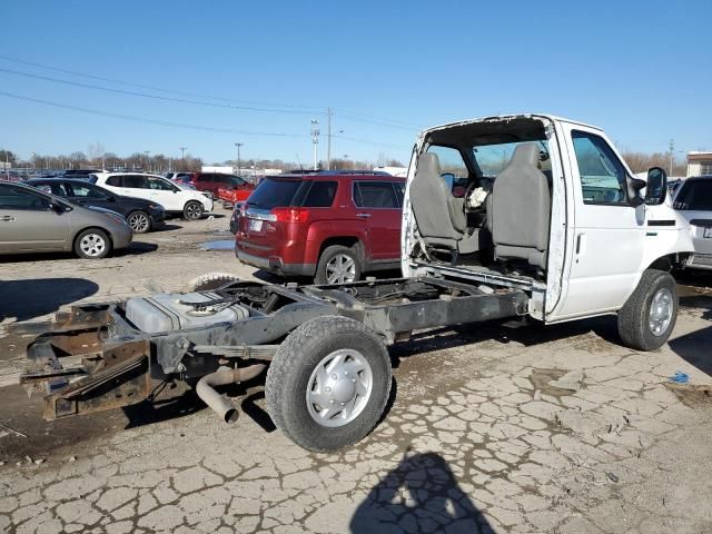 2019 Ford Econoline E350 Super Duty Cutaway Van