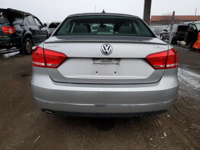 2013 Volkswagen Passat SEL