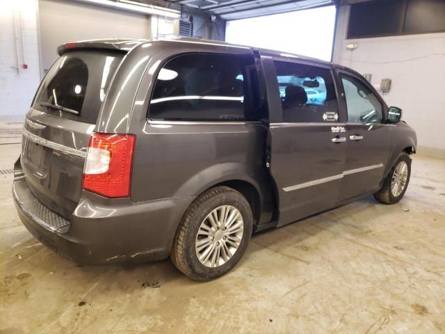 2015 Chrysler Town & Country Touring L