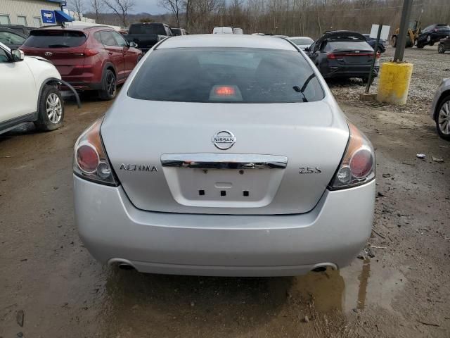 2010 Nissan Altima Base