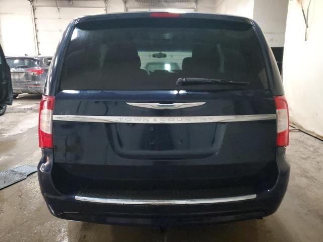 2013 Chrysler Town & Country Touring