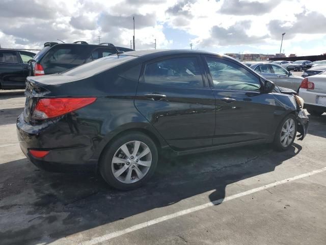 2013 Hyundai Accent GLS