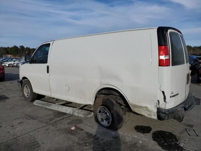 2020 Chevrolet Express G2500