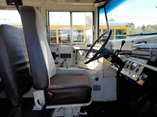1993 Ford Bus Chassis B700F