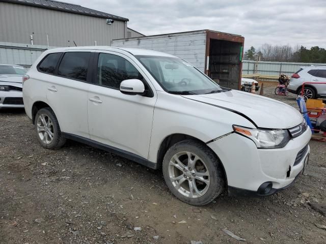 2014 Mitsubishi Outlander SE