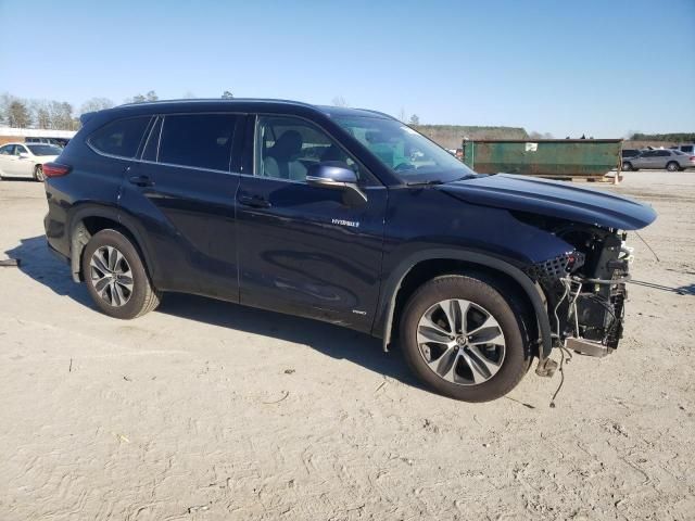 2021 Toyota Highlander Hybrid XLE