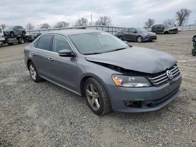 2013 Volkswagen Passat SE