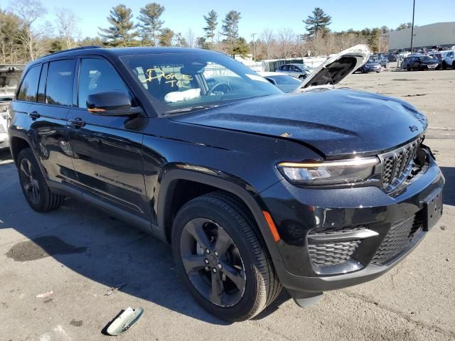 2023 Jeep Grand Cherokee Laredo