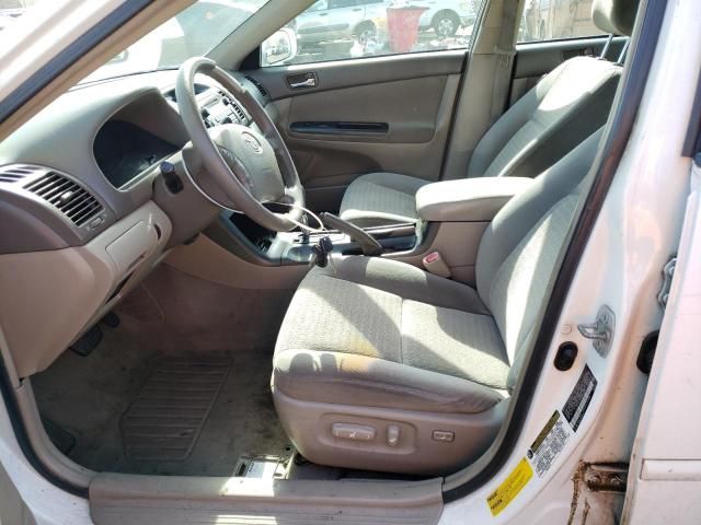 2005 Toyota Camry LE