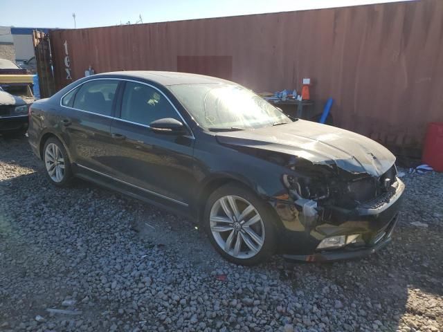 2016 Volkswagen Passat SEL