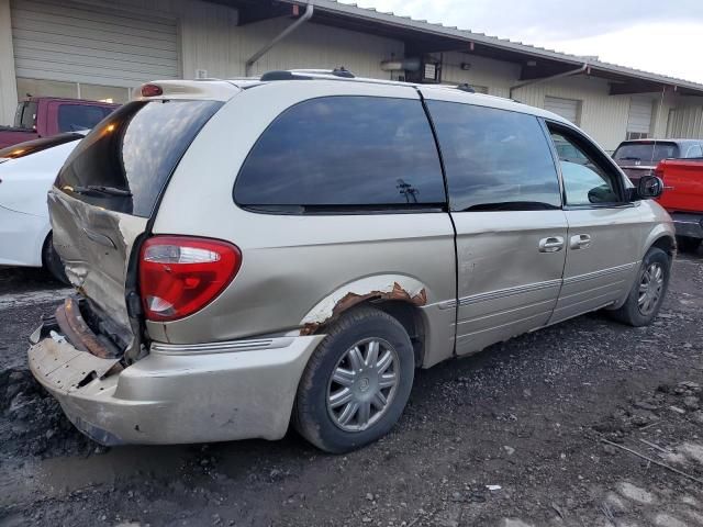 2005 Chrysler Town & Country Limited