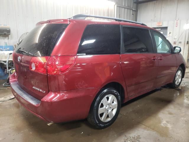 2010 Toyota Sienna CE