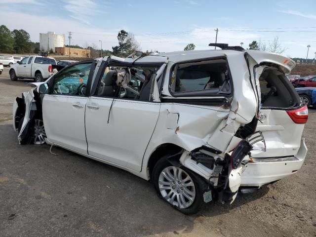 2017 Toyota Sienna XLE