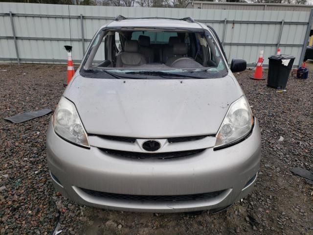 2007 Toyota Sienna CE