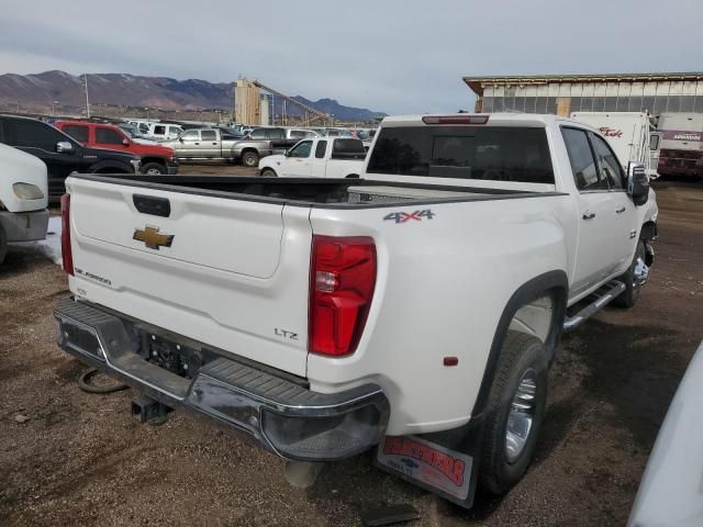 2022 Chevrolet Silverado K3500 LTZ