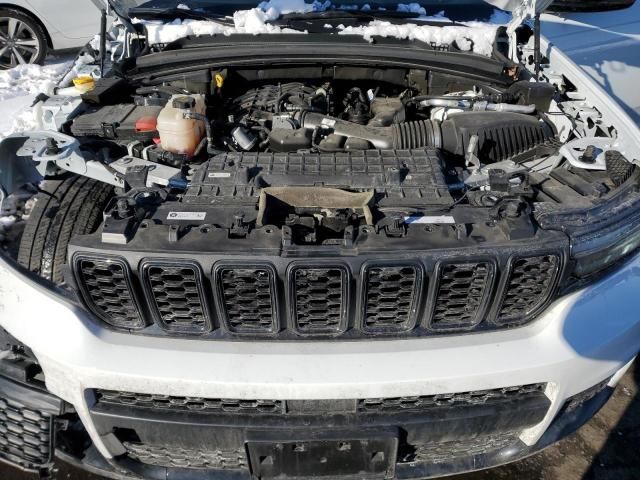 2022 Jeep Grand Cherokee L Laredo