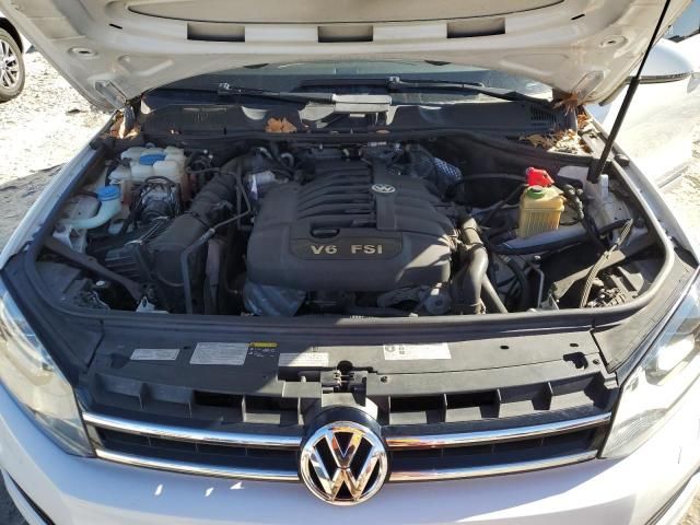 2014 Volkswagen Touareg V6