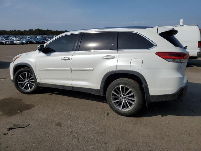 2019 Toyota Highlander SE