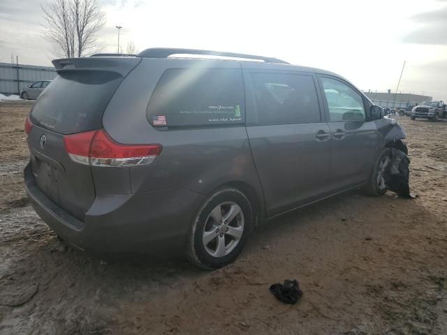 2011 Toyota Sienna LE