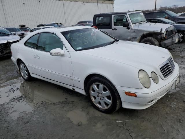 2000 Mercedes-Benz CLK 320