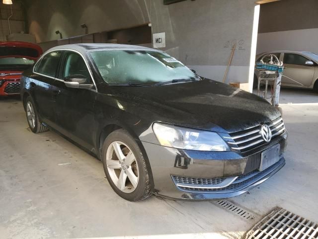 2013 Volkswagen Passat SE