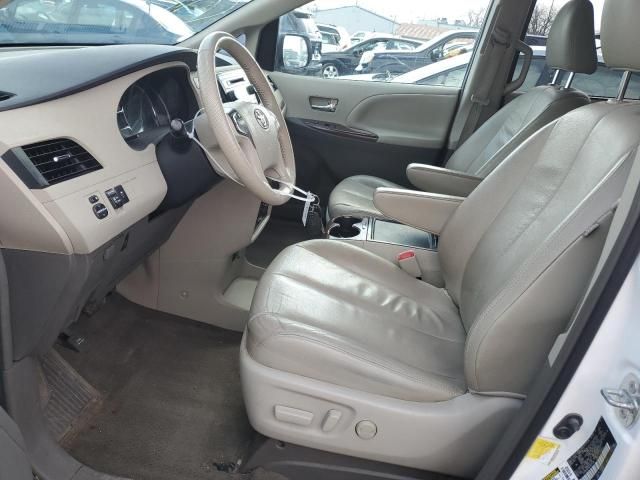 2012 Toyota Sienna XLE