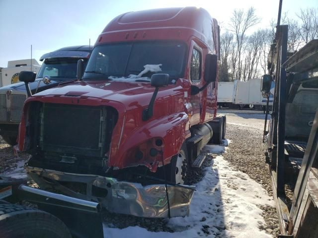 2019 Freightliner Cascadia 125