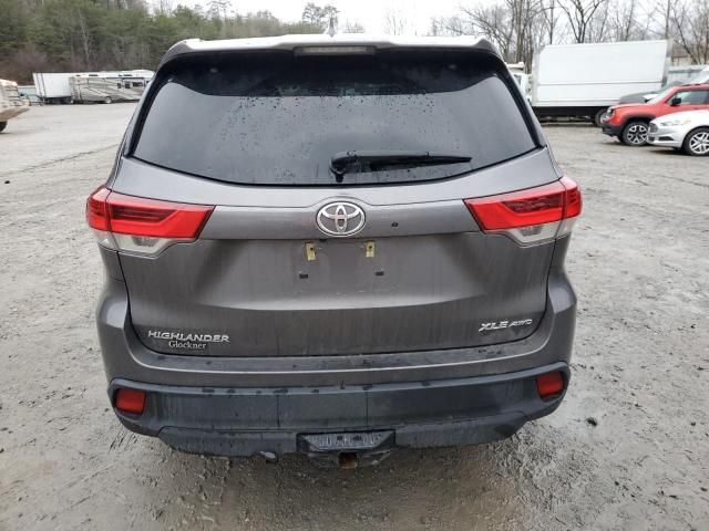 2017 Toyota Highlander SE