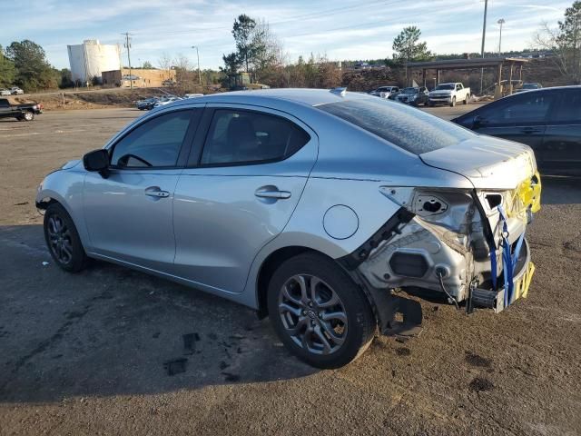 2019 Toyota Yaris L