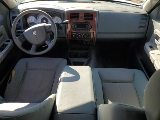 2005 Dodge Dakota Quad SLT