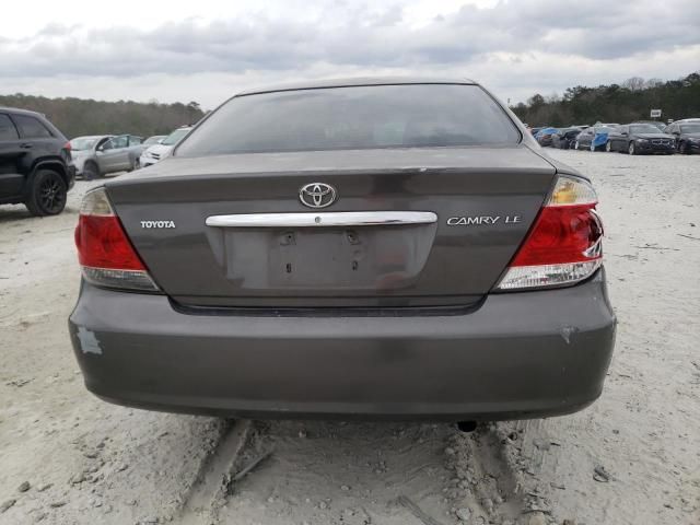 2005 Toyota Camry LE