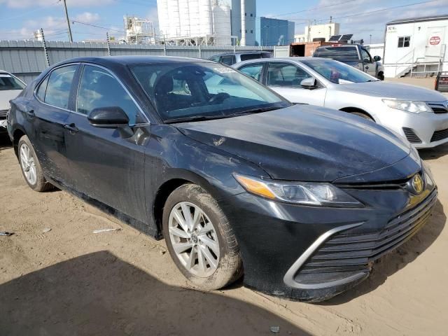 2022 Toyota Camry LE