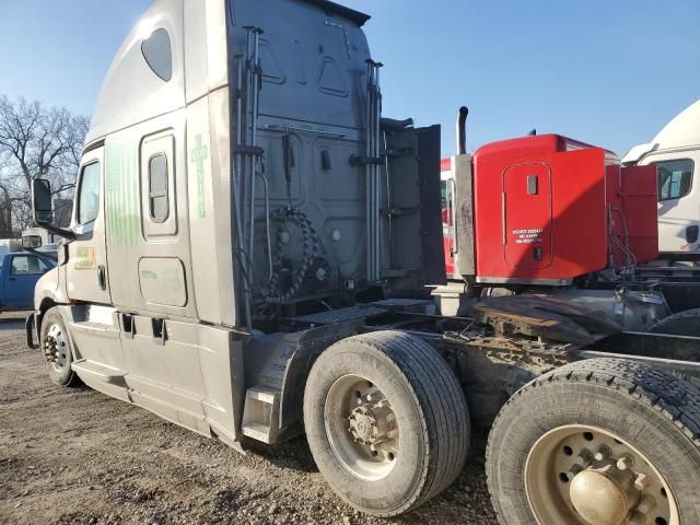 2019 Freightliner Cascadia 126