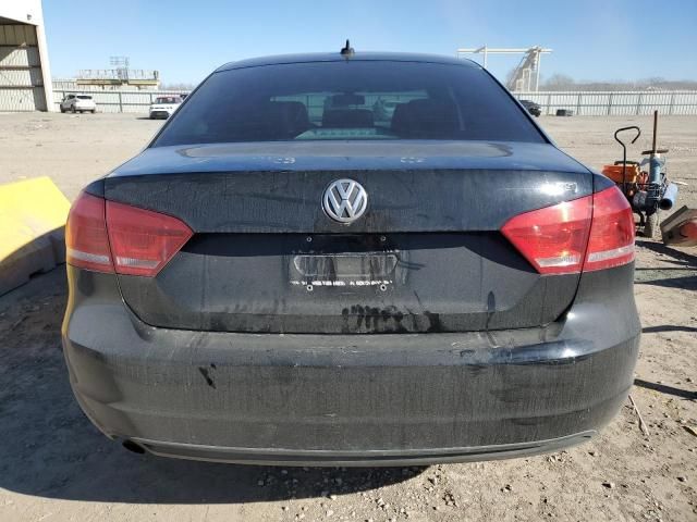 2014 Volkswagen Passat S