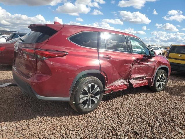 2020 Toyota Highlander Hybrid XLE