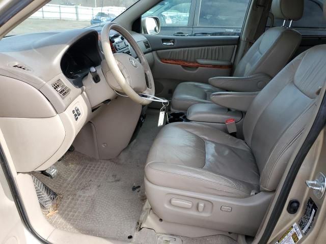 2009 Toyota Sienna XLE