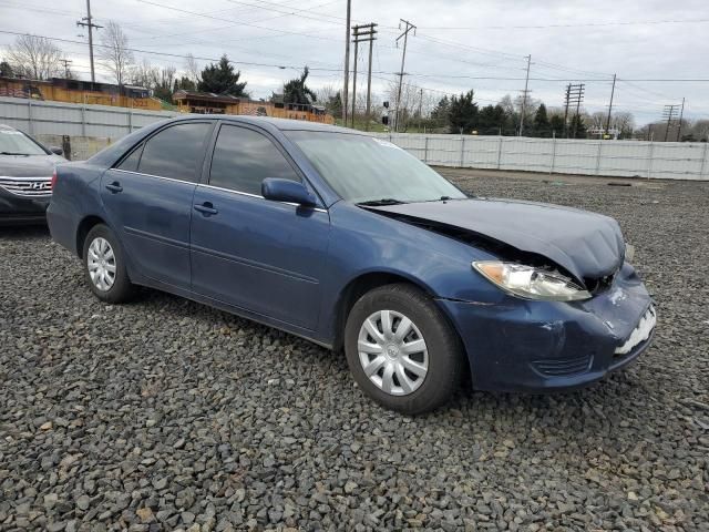 2005 Toyota Camry LE