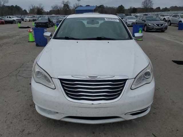 2013 Chrysler 200 Limited