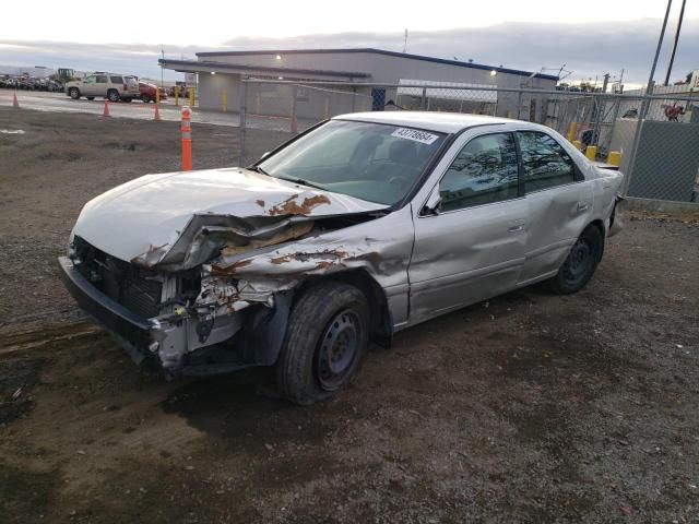 2000 Toyota Camry LE