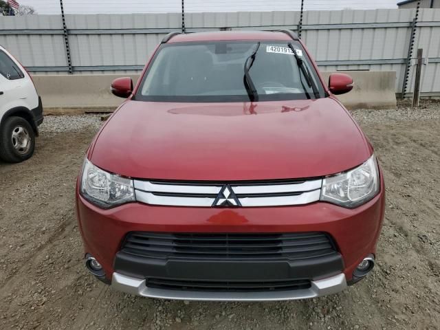 2015 Mitsubishi Outlander SE