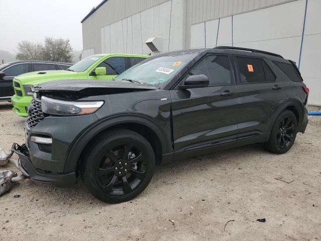 2023 Ford Explorer ST-Line