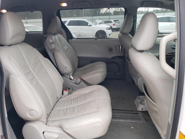 2011 Toyota Sienna XLE