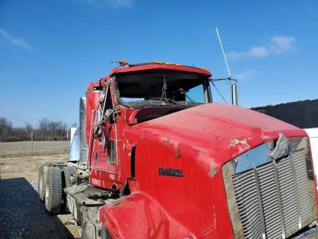 2006 Kenworth Construction T800