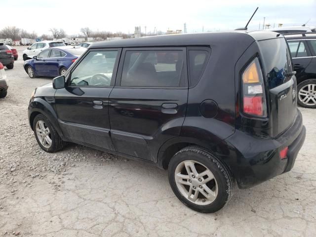 2010 KIA Soul +