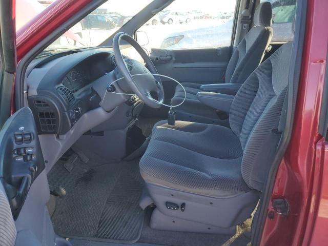 1996 Dodge Grand Caravan LE