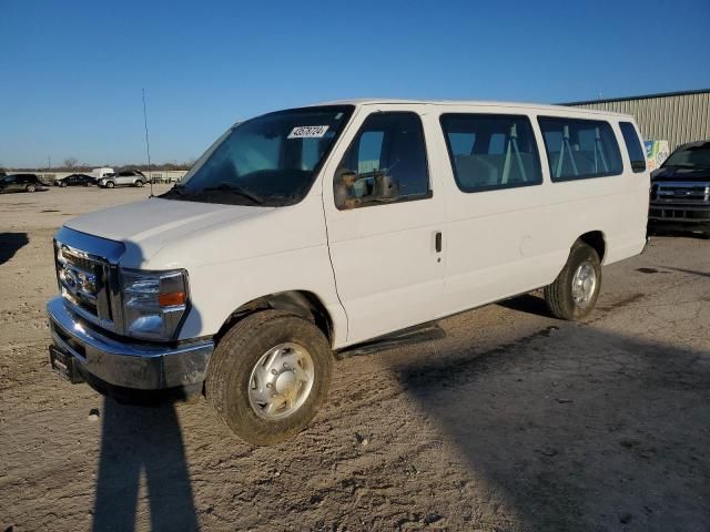 2014 Ford Econoline E350 Super Duty Wagon