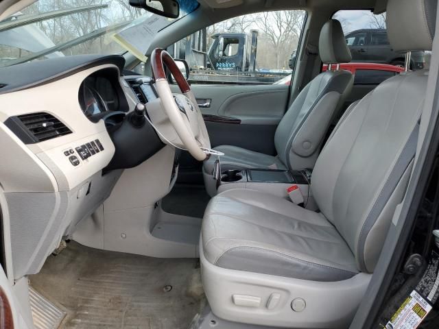 2013 Toyota Sienna XLE